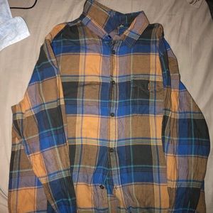 Men’s flannel (Vans)